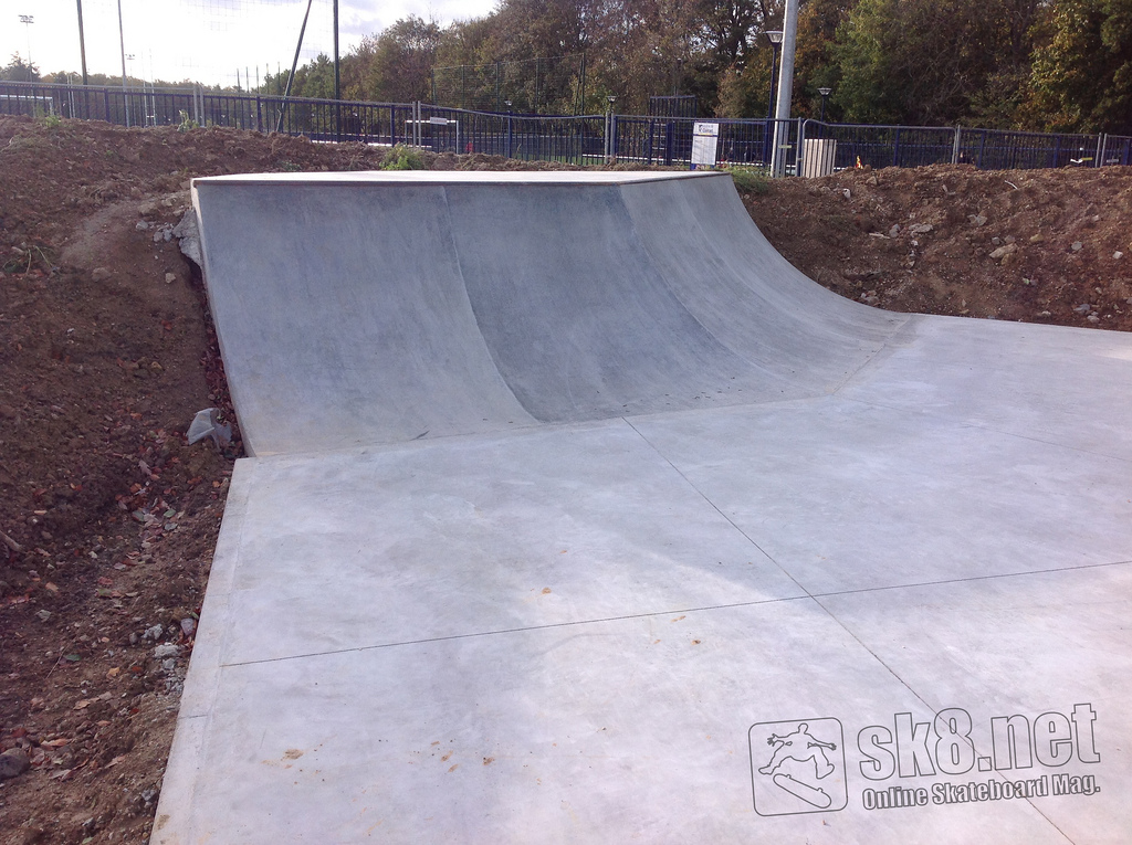 La Plaine Skatepark Clamart Skate Spot 3/5