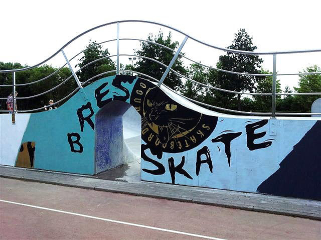 Bres Skatepark Halle Skate Spot 4/5