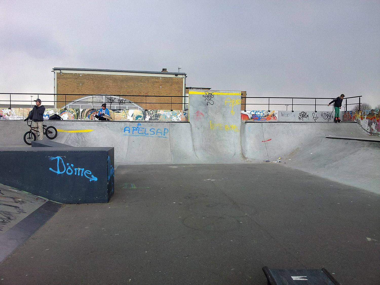 Entrepot Skatepark Brugge Skate Spot 4/5
