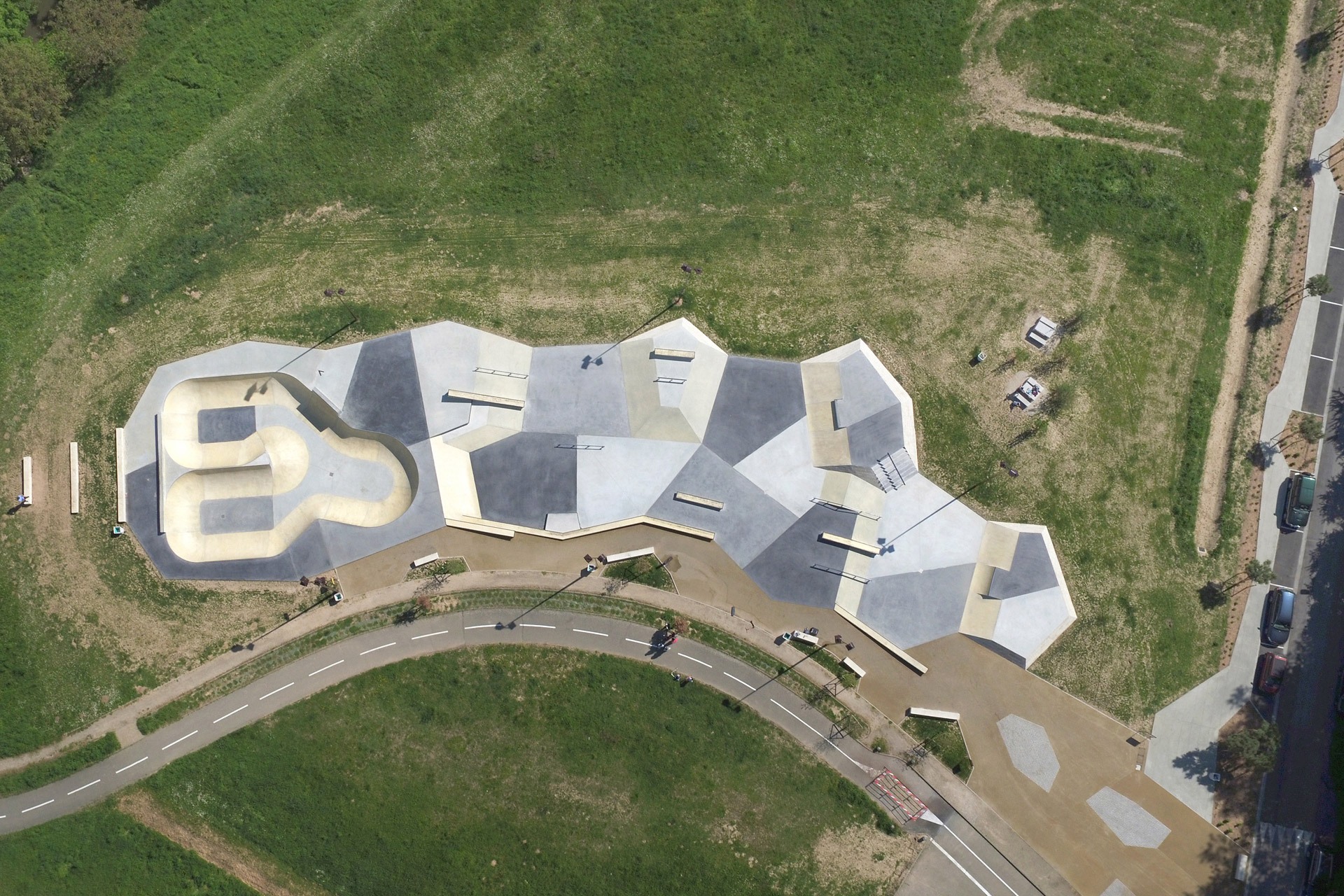 Le Pont Canal Skatepark Agen Skate Spot 4/5