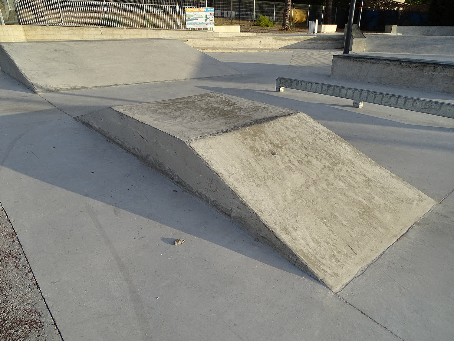 Jardin Antique Skatepark Balaruc les Bains Skate Spot 3/5