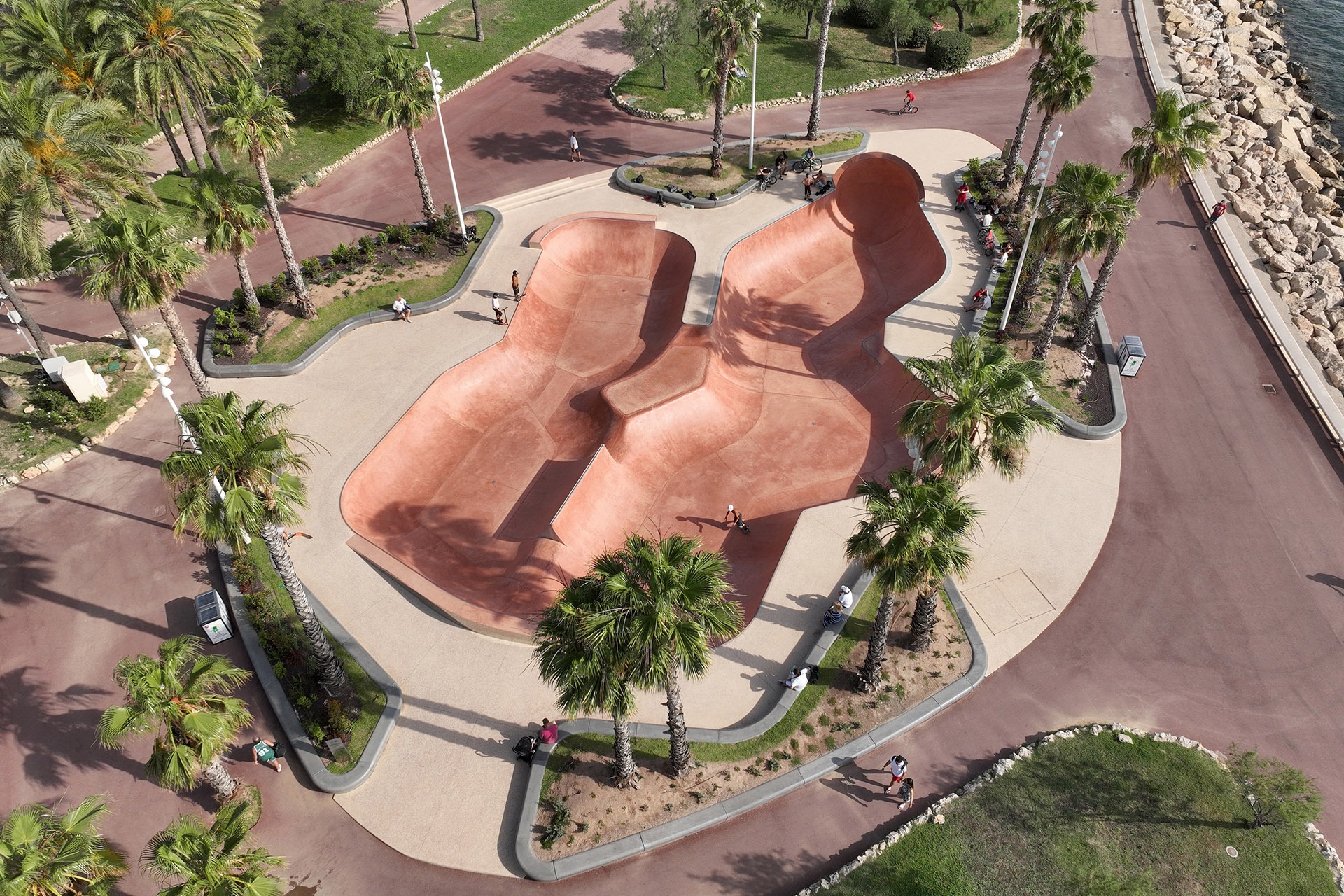 La Roseraie Bowl Cannes Skate Spot 5/5