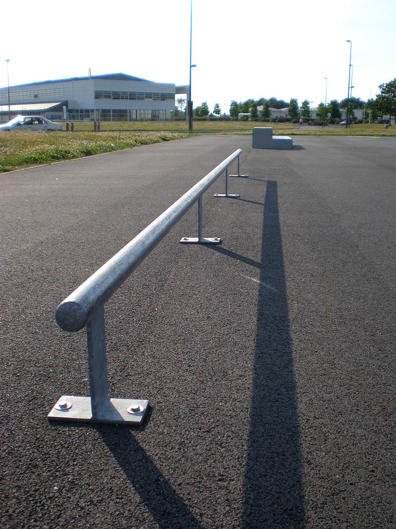 Lycée Alcide Skatepark Bouaye Skate Spot 2/5