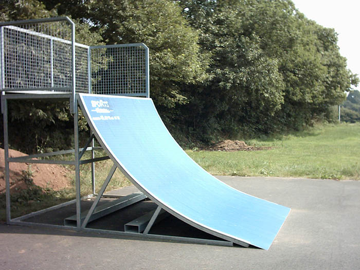 Besson Skatepark Briec Skate Spot 3/5