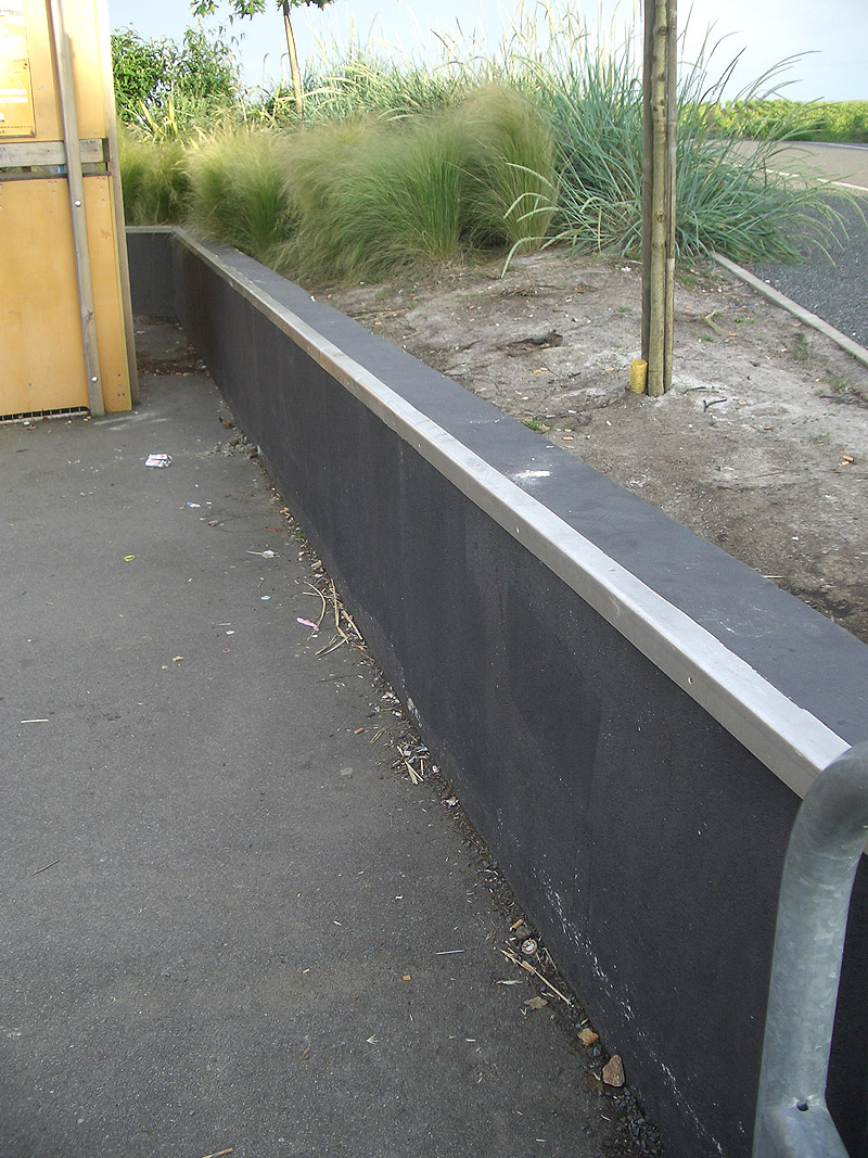 Palais des Congrès Skatepark Le Loroux Bottereau Skate Spot 3/5