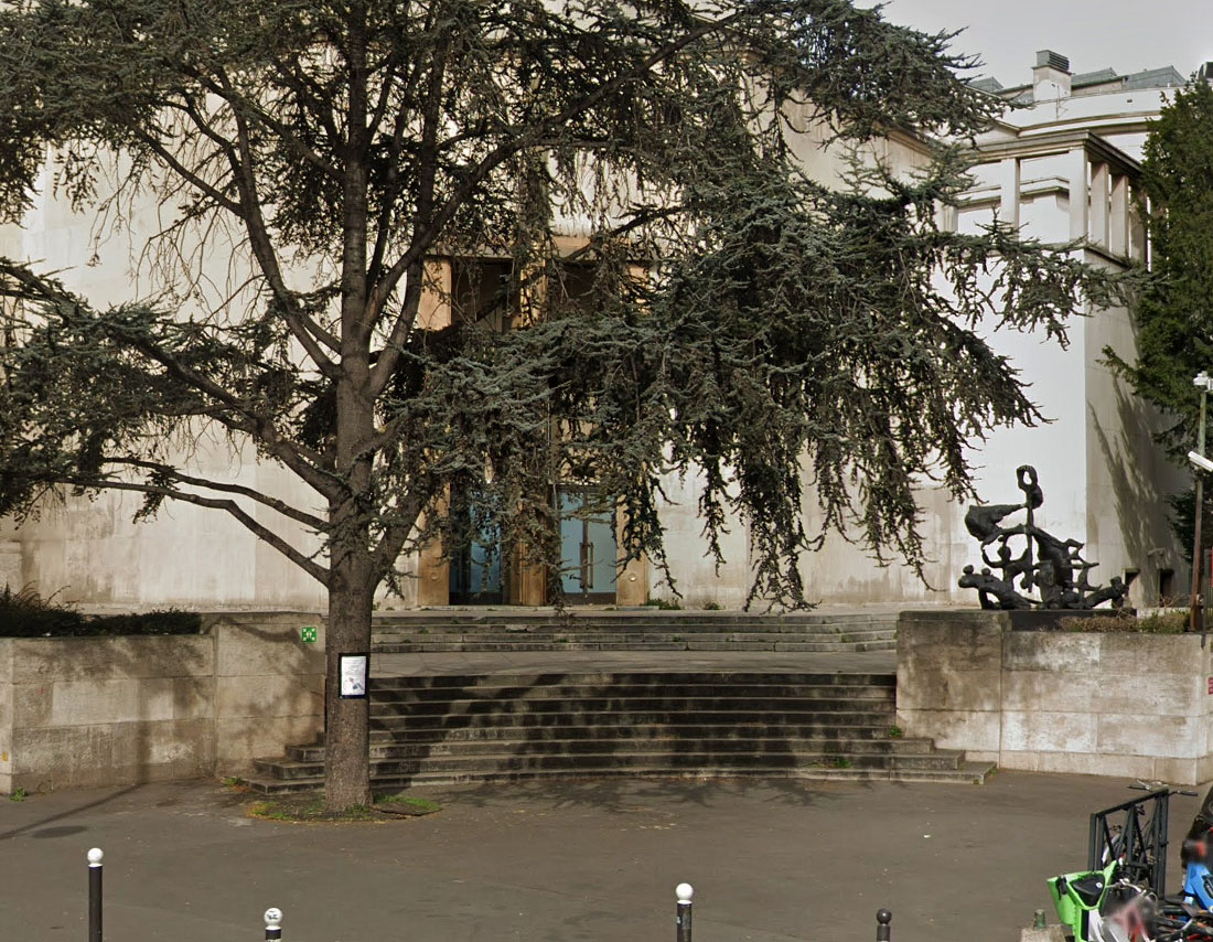Le Dôme Plaza Paris Skate Spot 5/5