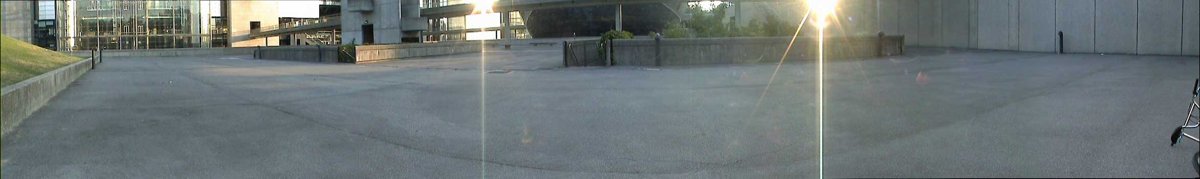 La Geode de la Villette Spot Street Paris Skate Spot 3/5