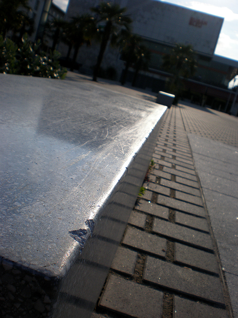 Place Amerique latine Spot Street Saint Nazaire Skate Spot 3/5