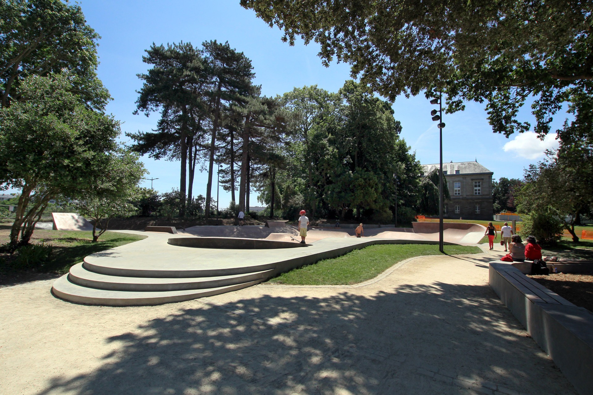 Parc des Promenades Skatepark Saint Brieuc Skate Spot 4/5