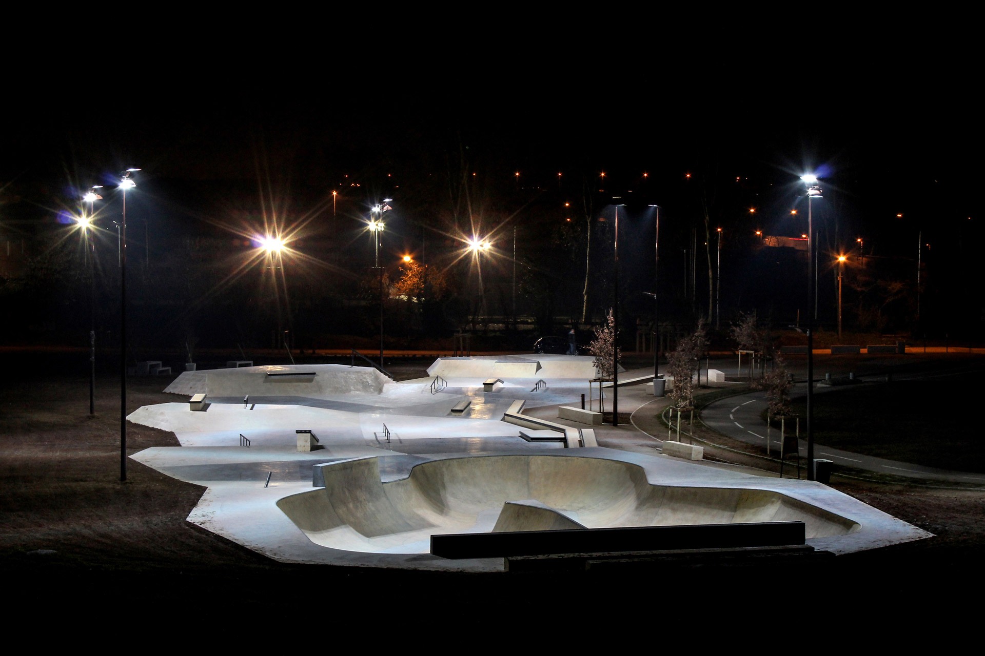 Le Pont Canal Skatepark Agen Skate Spot 4/5