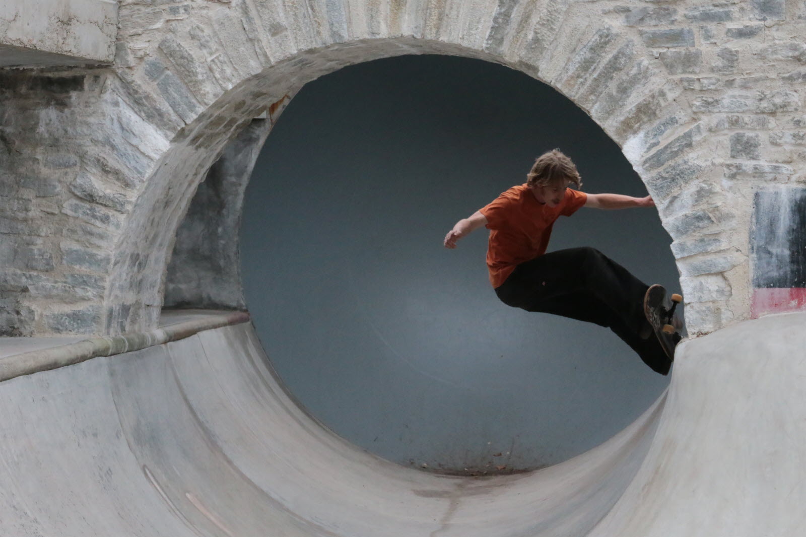 Le Versus Do It Yourself Saint-Jean-de-Maurienne Skate Spot 5/5
