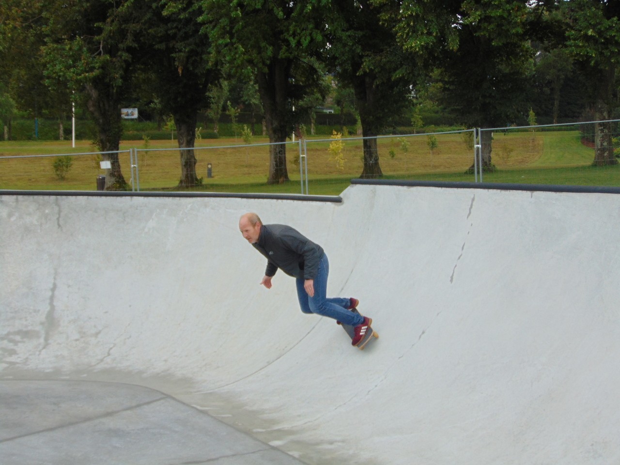Parc de L'Europe Skatepark Vire Normandie Skate Spot 3/5