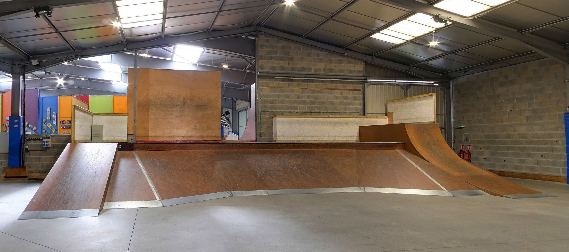 Le Hangar Indoor Nantes Skate Spot 5/5
