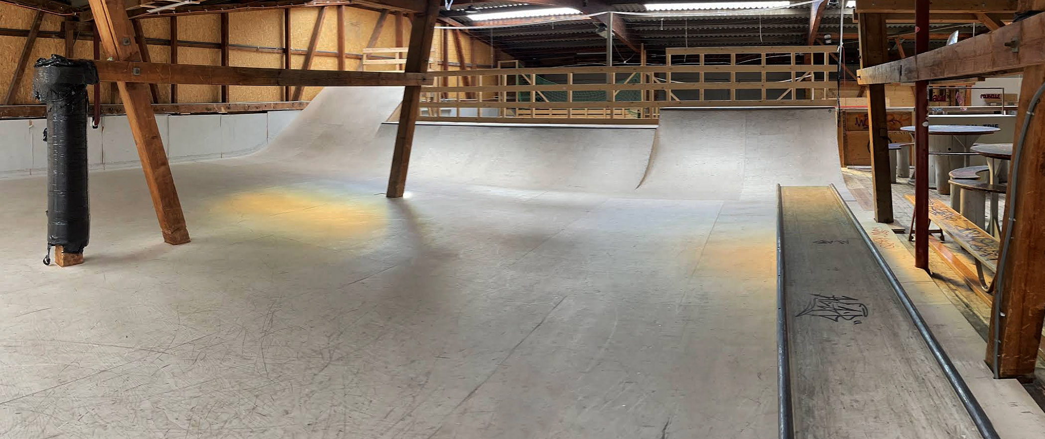 La Fièvre Hs36 Indoor Lausanne Skate Spot 5/5
