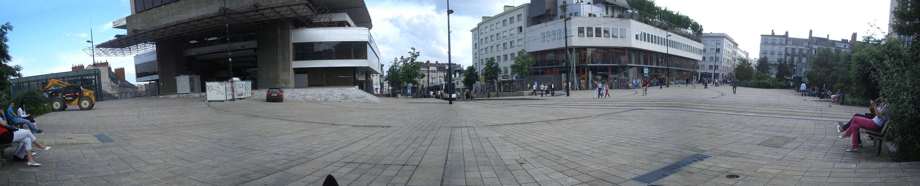 Cram Spot Street Nantes Skate Spot 4/5
