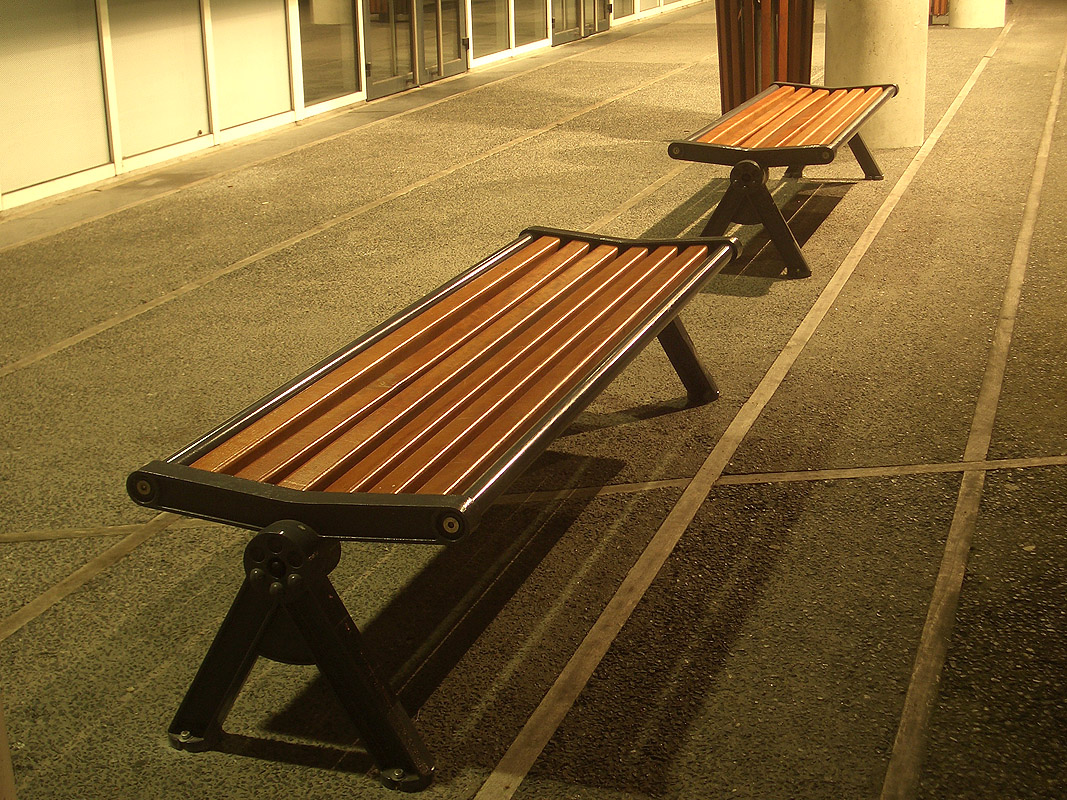 Fac de Lettres Spot Street Nantes Skate Spot 3/5