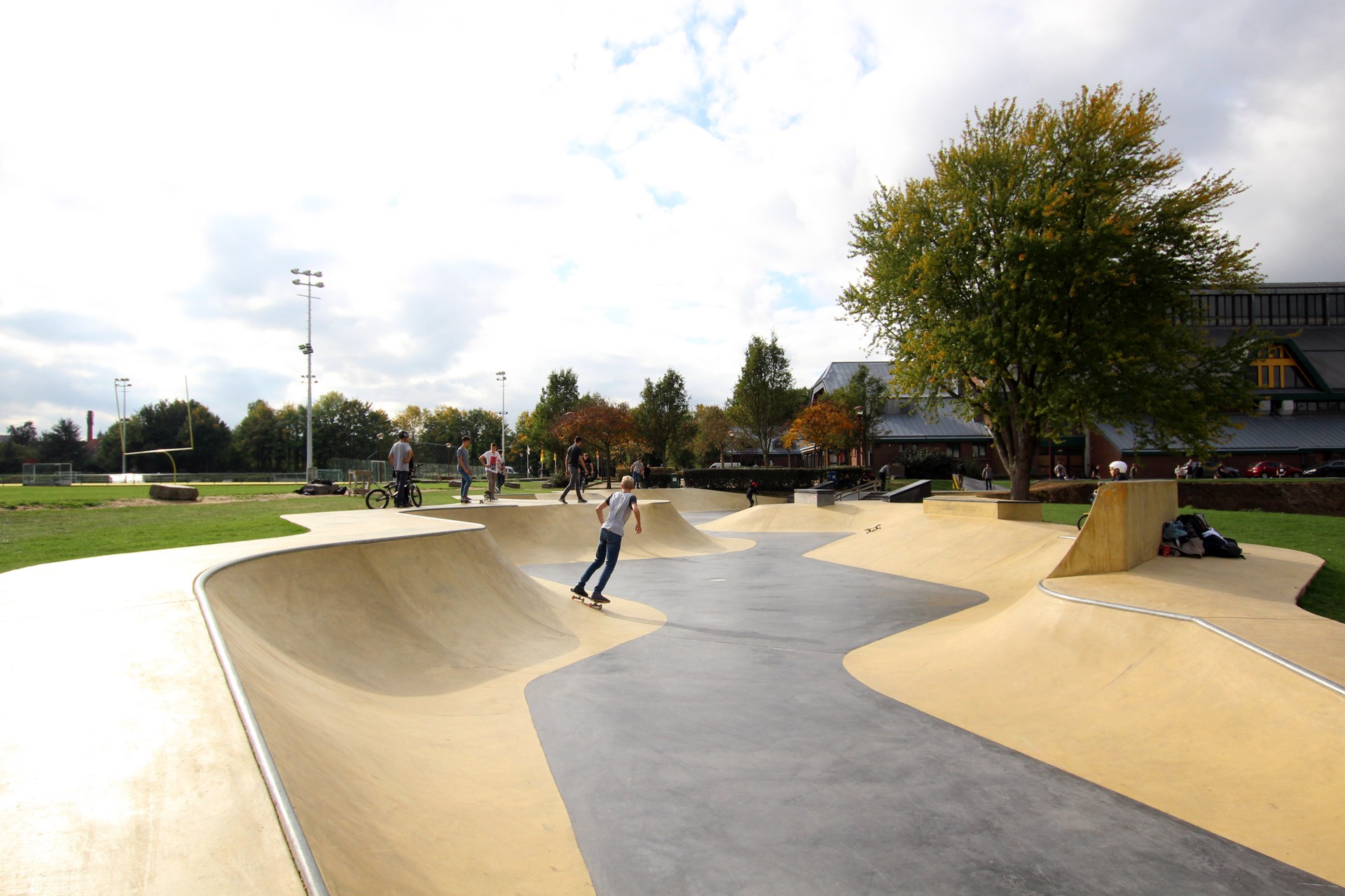 Plaine des Brig Skatepark Tournai Skate Spot 4/5