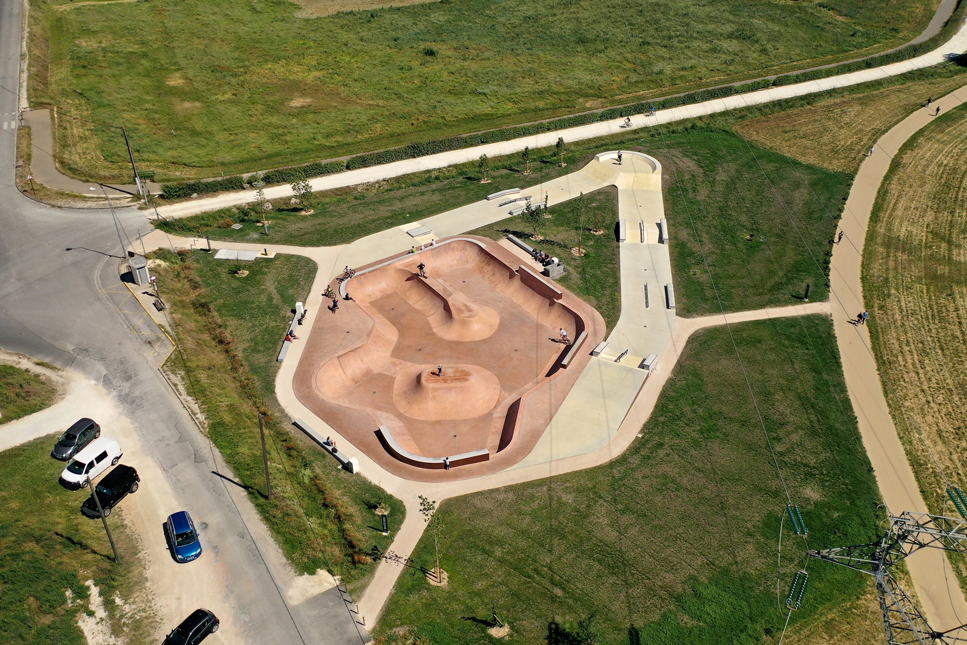 Arthur Noyer Skatepark Bourges Skate Spot 4/5