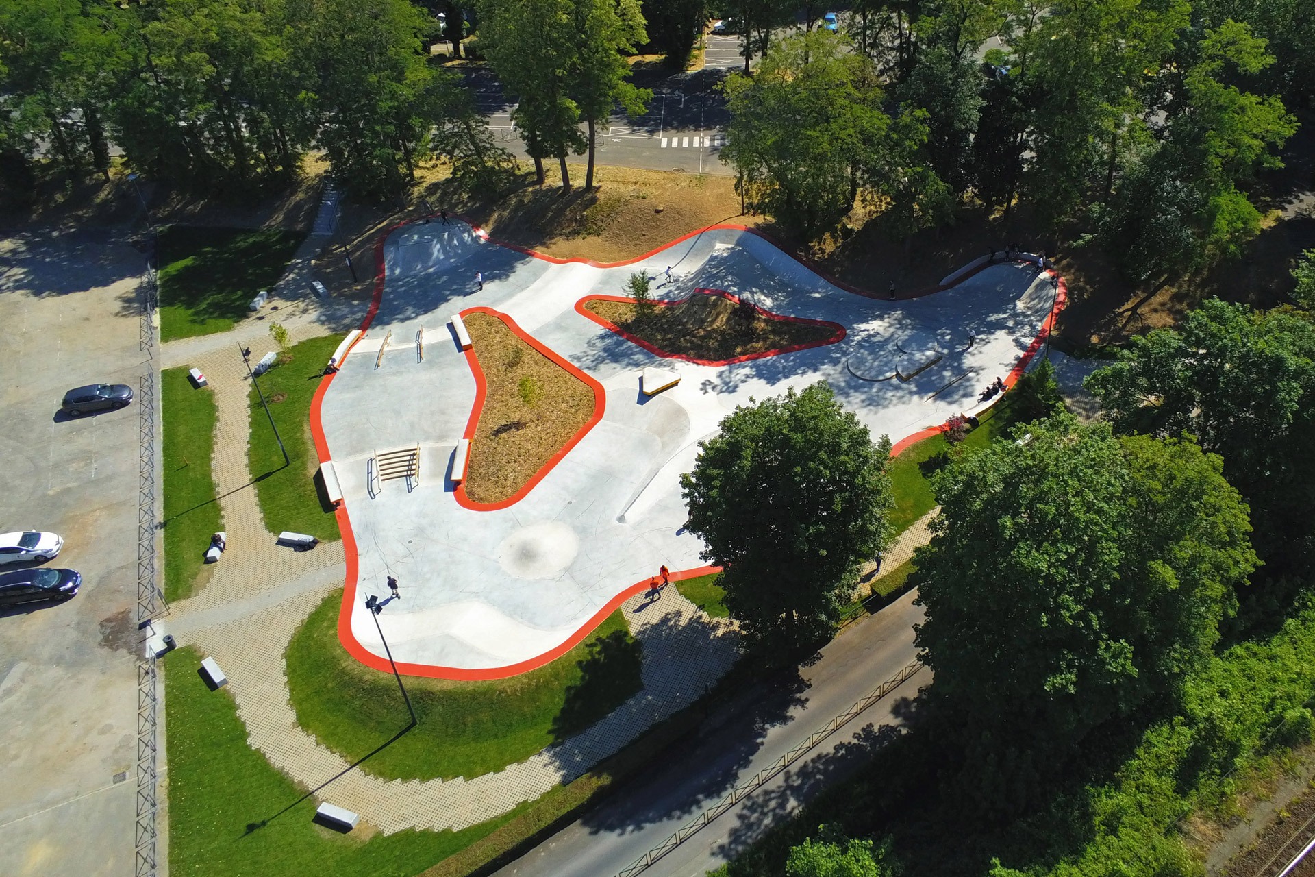 Stade Bollaert Skatepark Lens Skate Spot 4/5