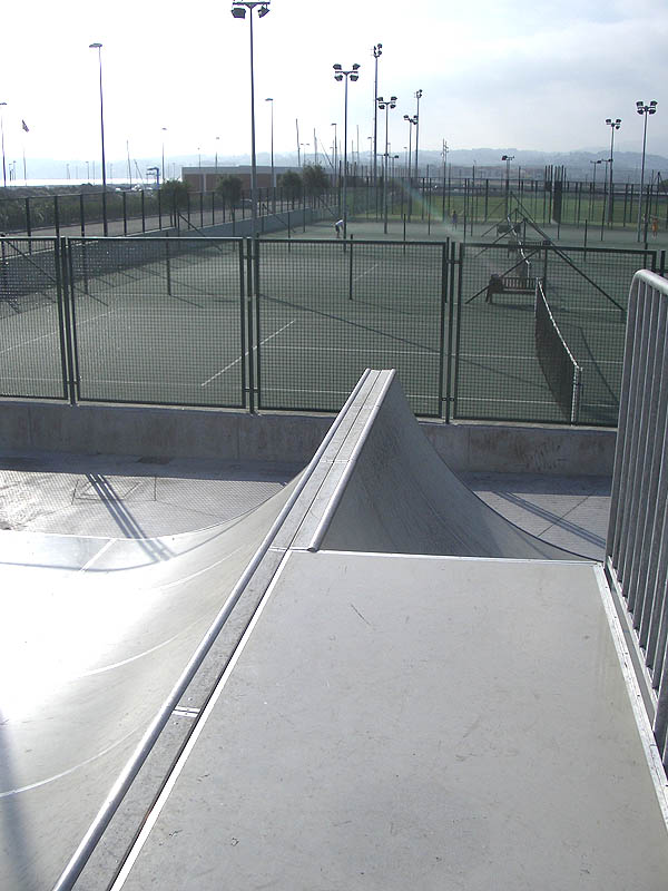 Kirol Kaia Skatepark Hondarribia Skate Spot 4/5