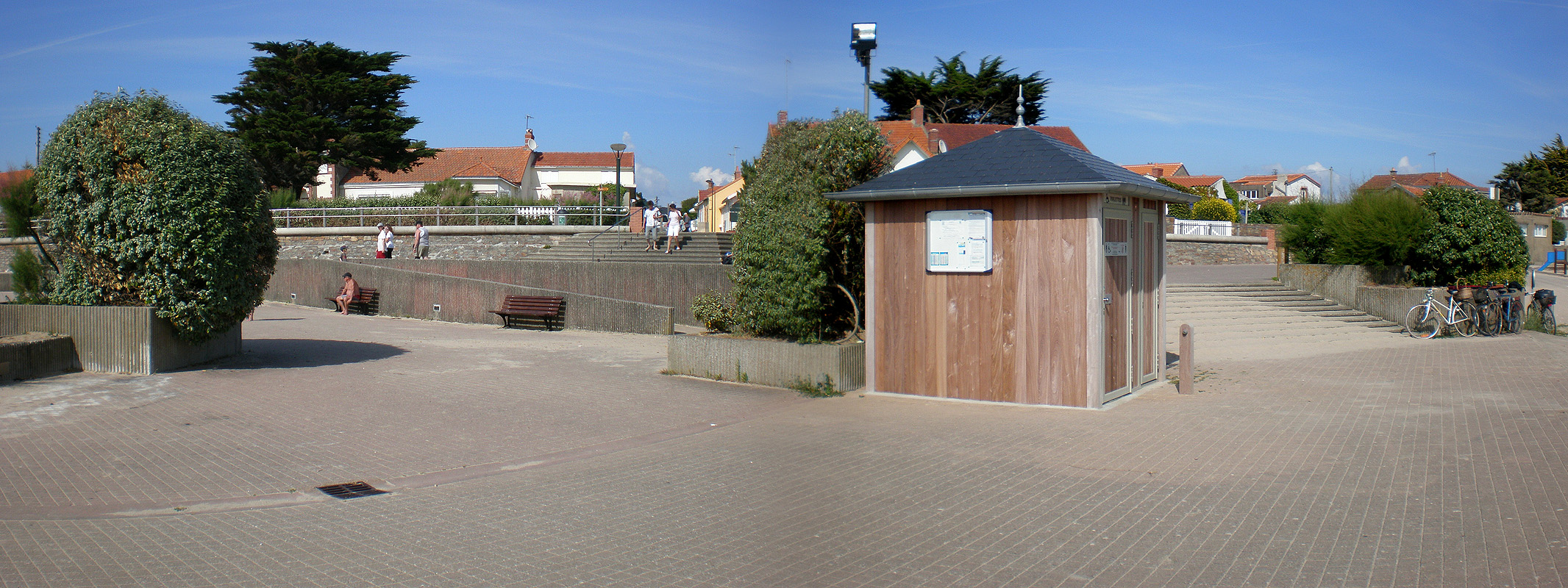 Plan D' eau Spot Street La Bernerie en Retz Skate Spot 3/5