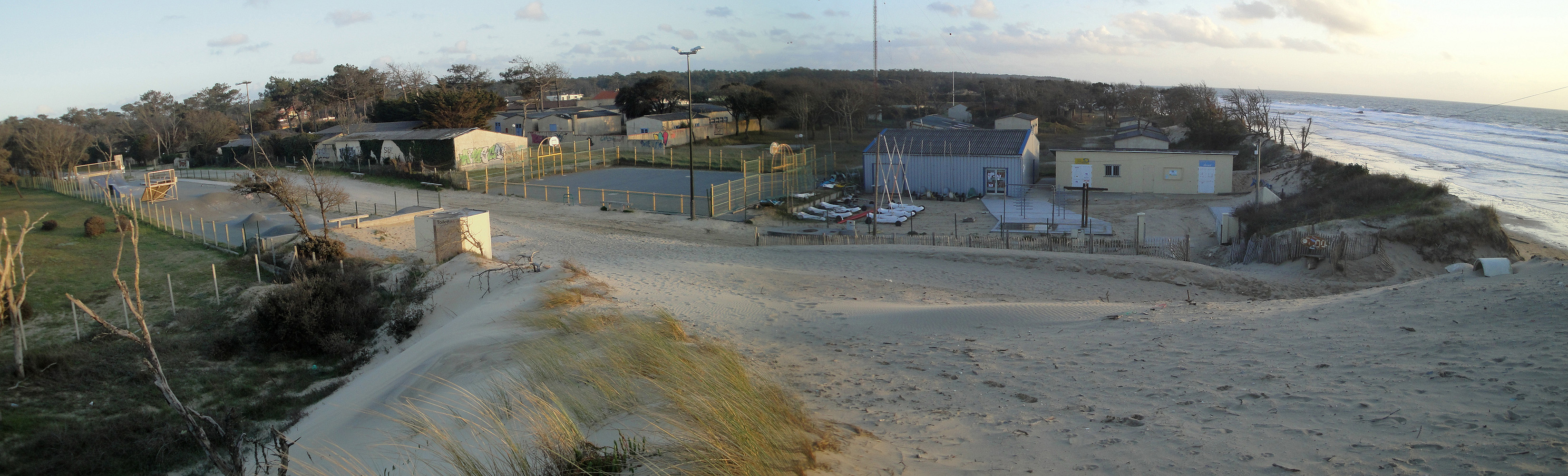 Les Naïades Skatepark Soulac sur Mer Skate Spot 2/5