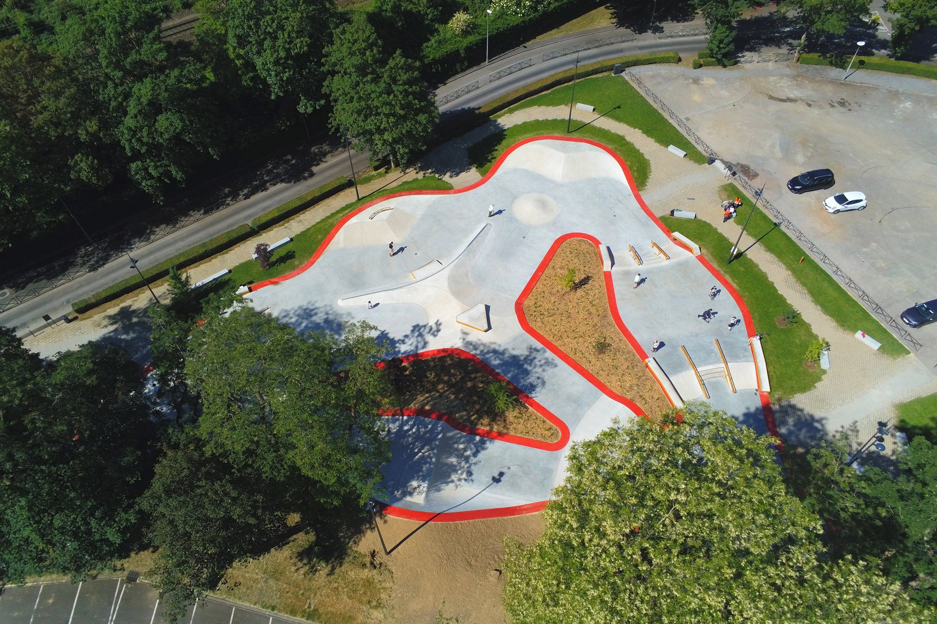 Stade Bollaert Skatepark Lens Skate Spot 4/5