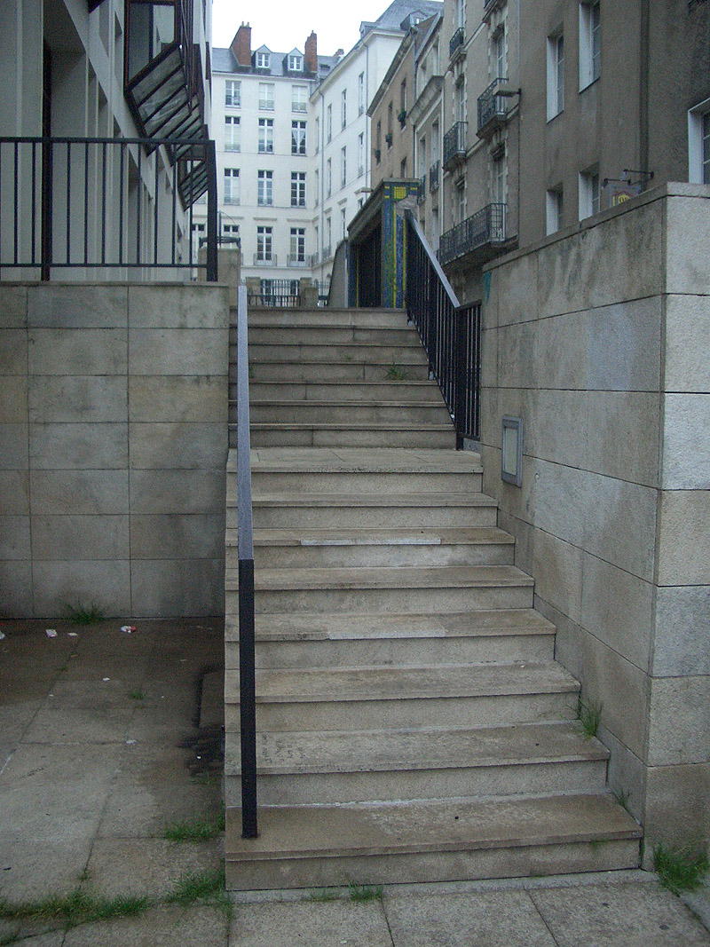 Médiathèque Demy Skatepark Nantes Skate Spot 4/5