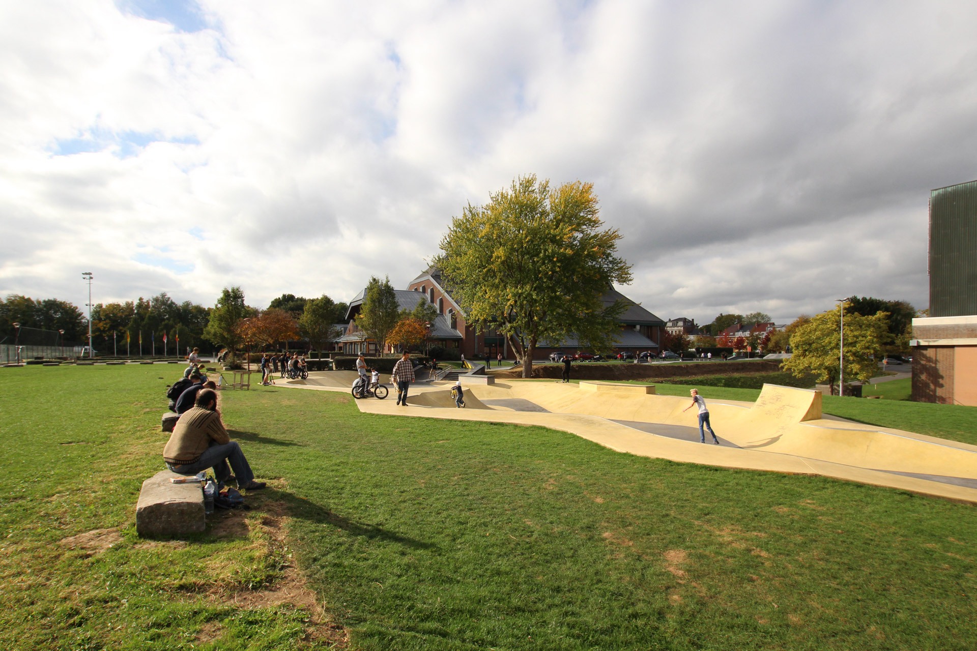 Plaine des Brig Skatepark Tournai Skate Spot 4/5