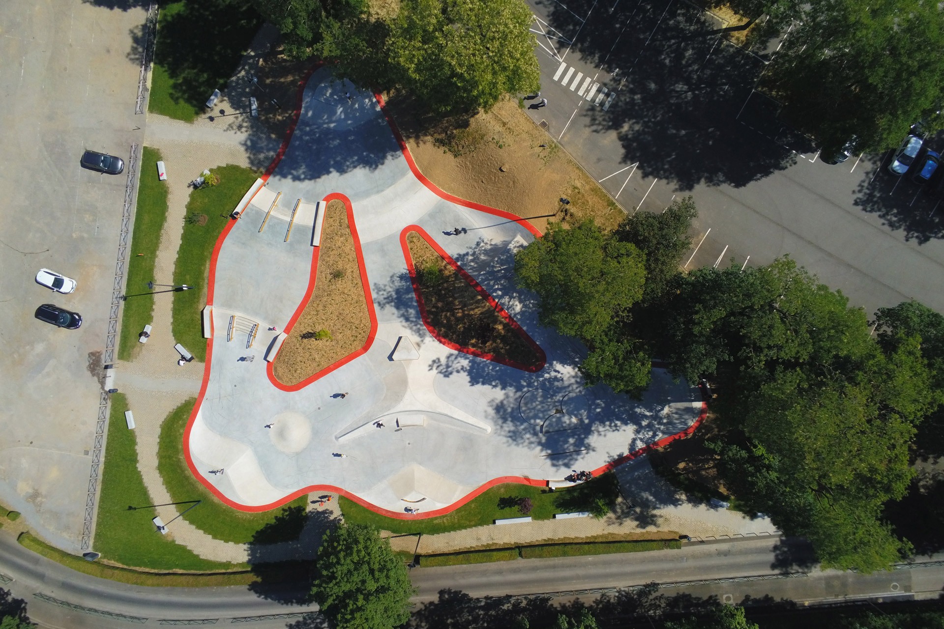 Stade Bollaert Skatepark Lens Skate Spot 4/5