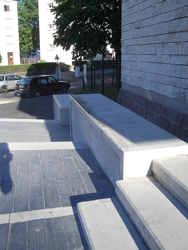 Palais de Justice Bayonne Skate Spot