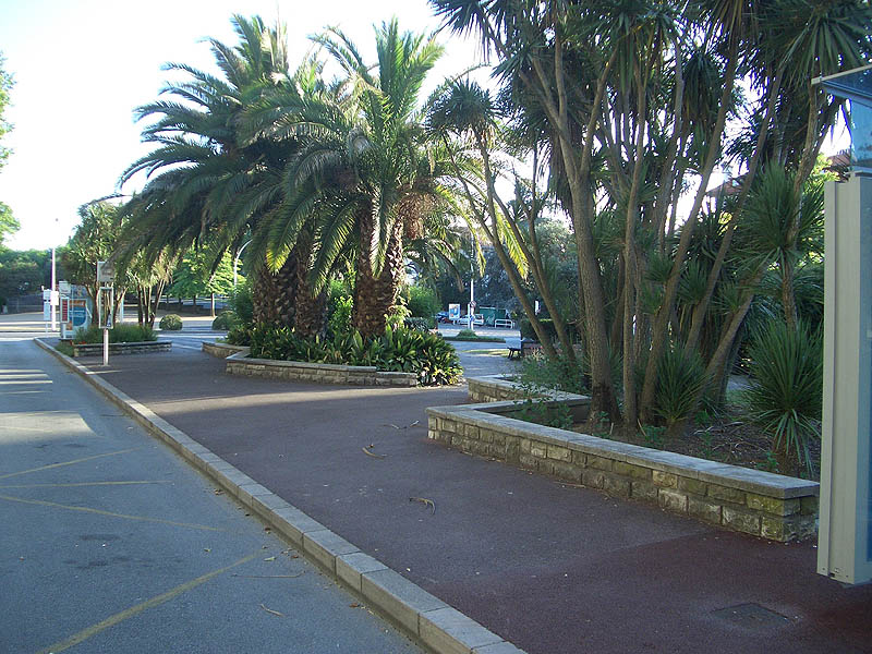 Place des Basques Bayonne Skate Spot