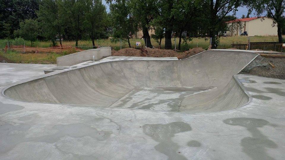 Capestang Capestang Skate Spot