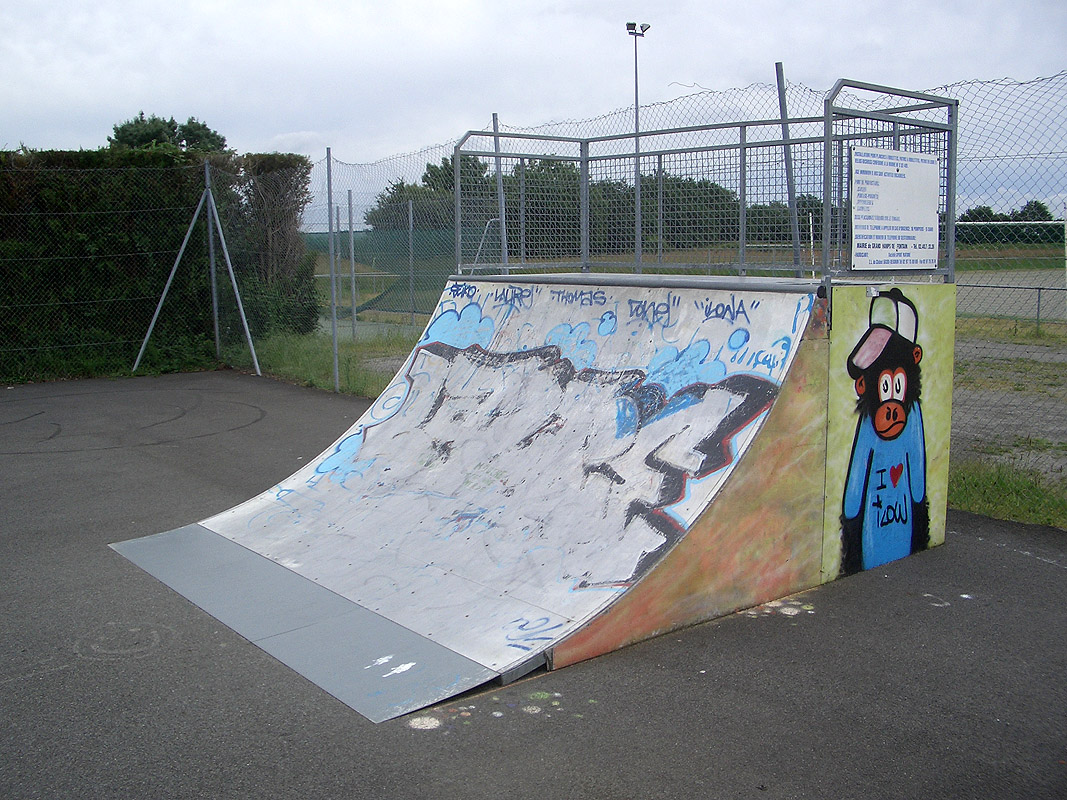 Bellevue Grandchamp des Fontaines Skate Spot