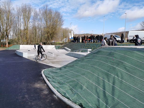 Folleville Louviers Skate Spot