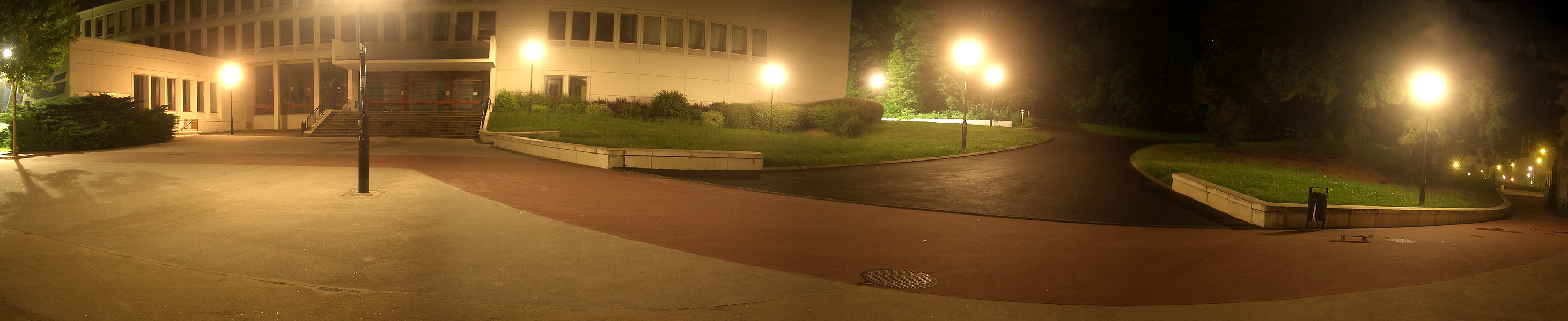 Fac de Lettres Nantes Skate Spot
