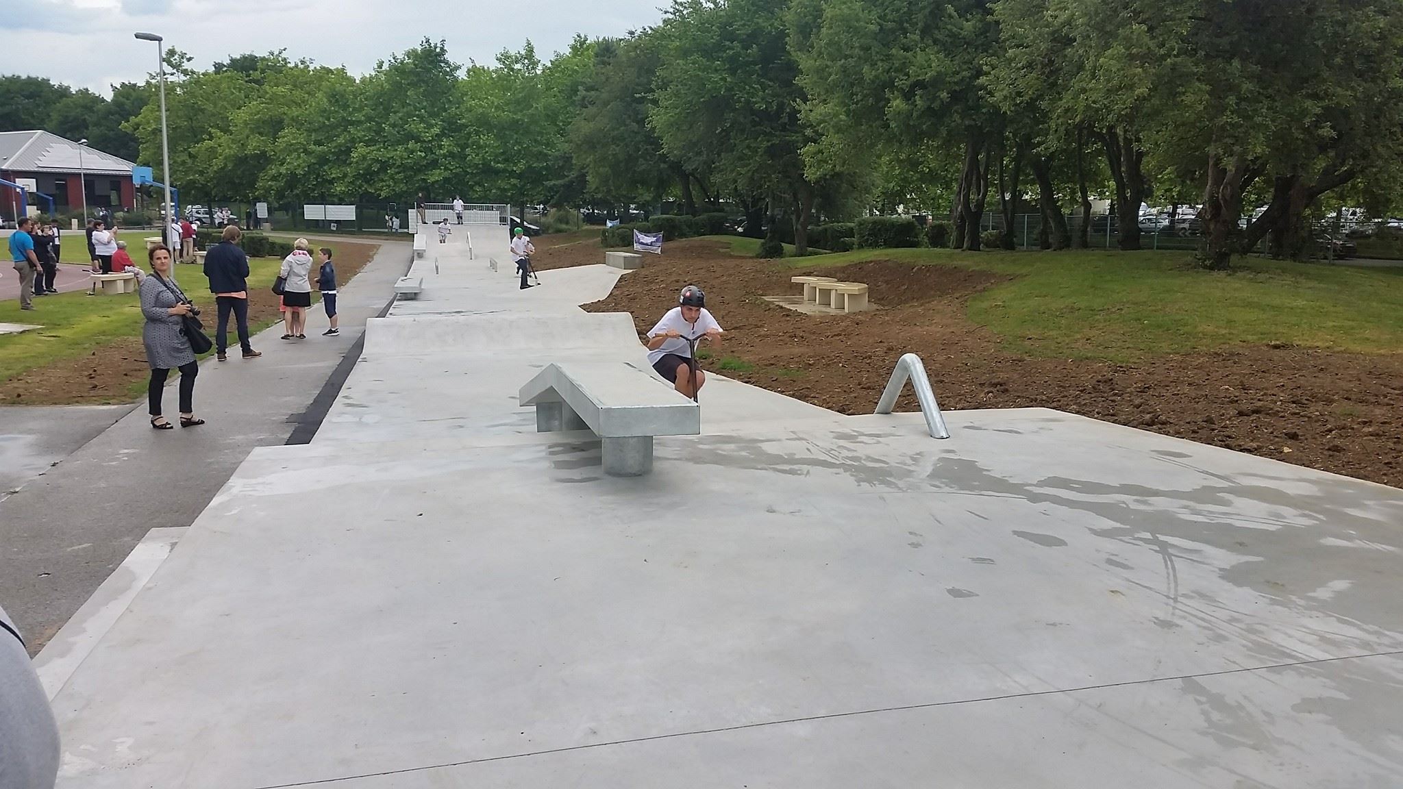 Le Bois Maurepas Skate Spot