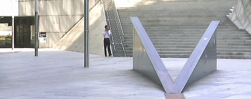 The Steel Curb Puteaux Skate Spot