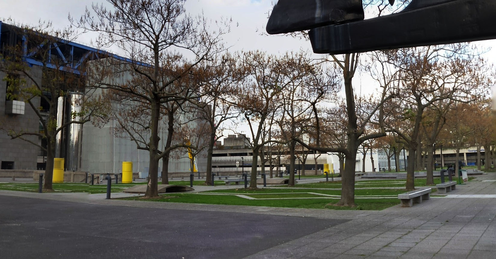 La Geode de la Villette Paris Skate Spot