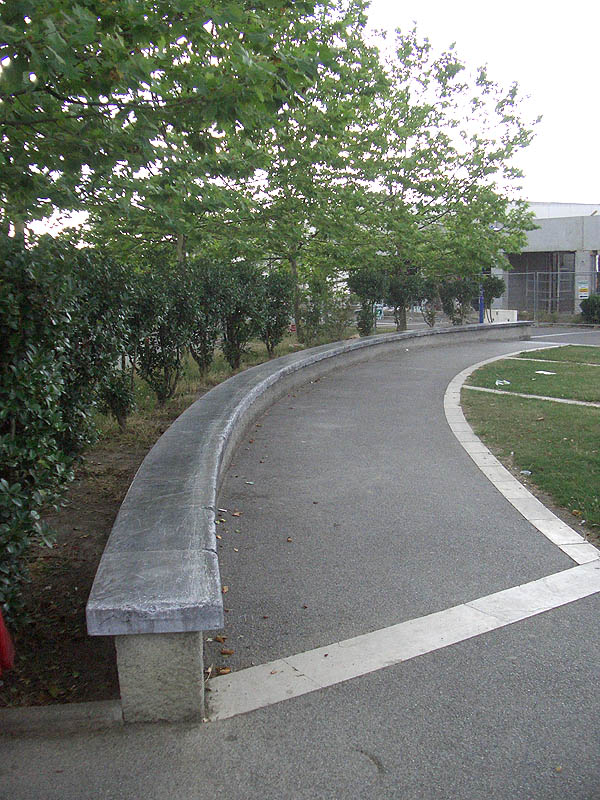 Cinéma CGR Pau Skate Spot