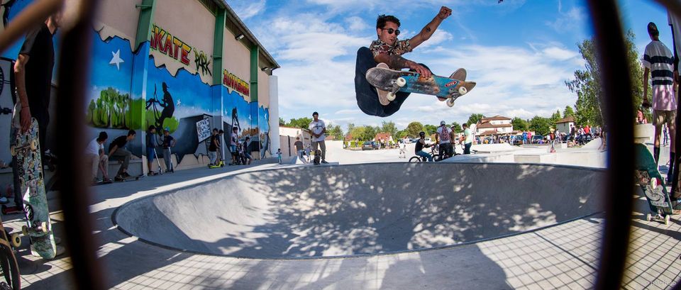 École Peyroulet Sauvagnon Skate Spot