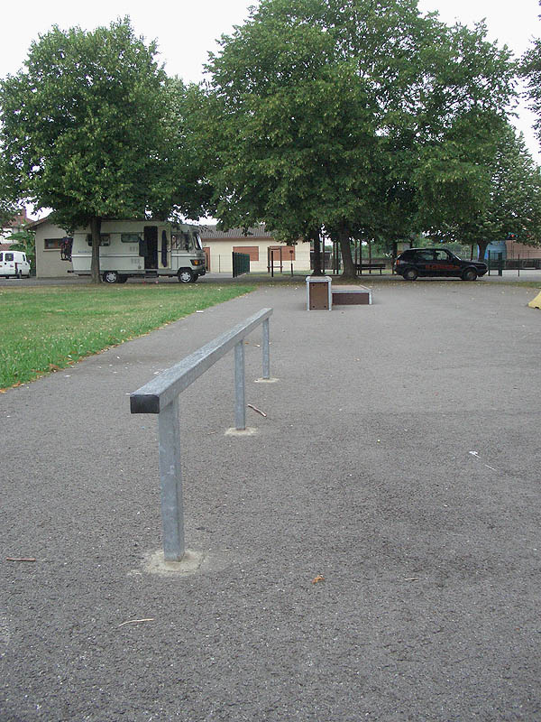 La Mairie Puyoô Skate Spot