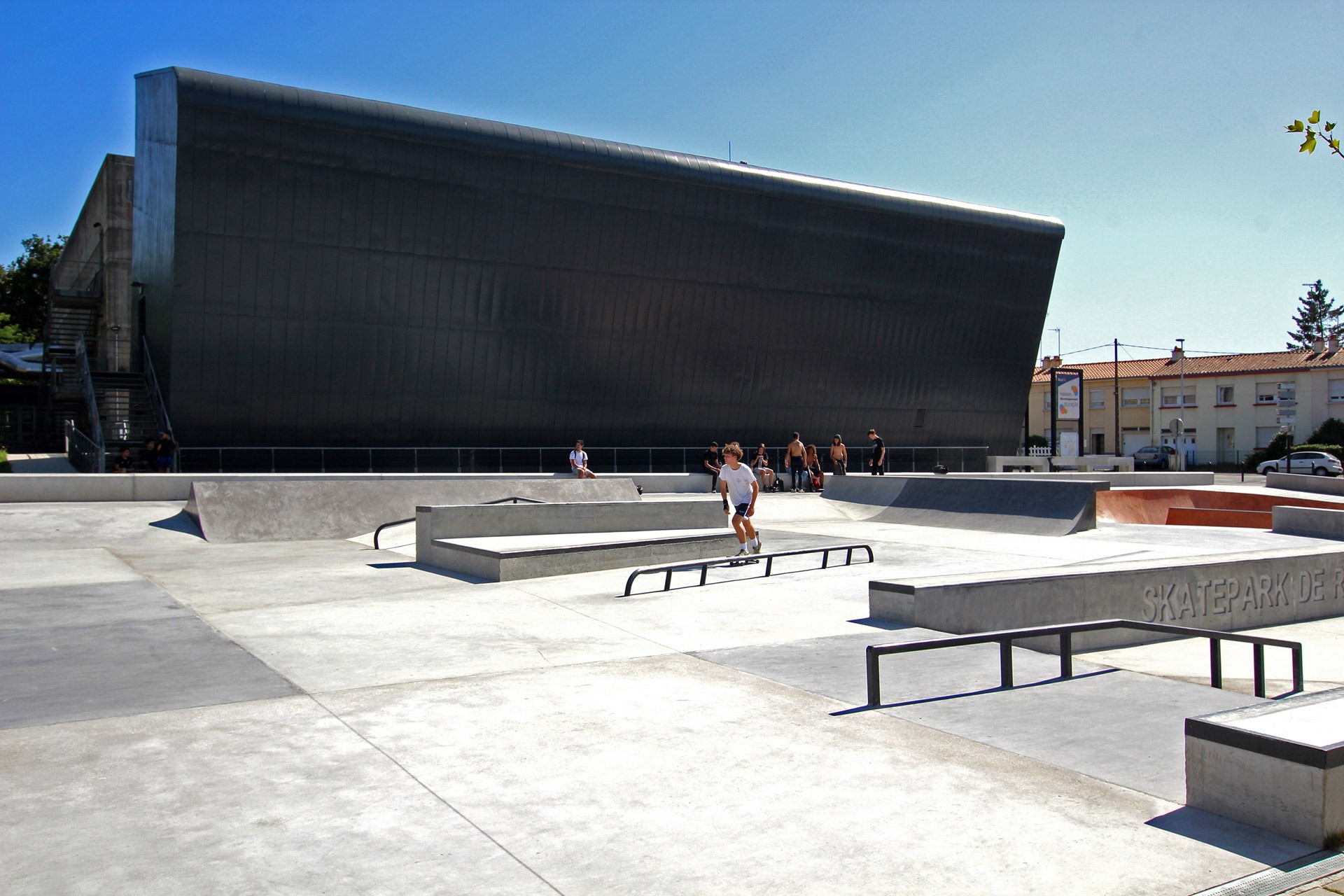 Médiathèque Diderot Rezé Skate Spot