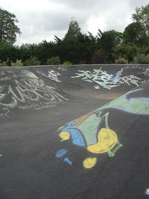 Saint Lon les Mines Saint Lon les Mines Skate Spot