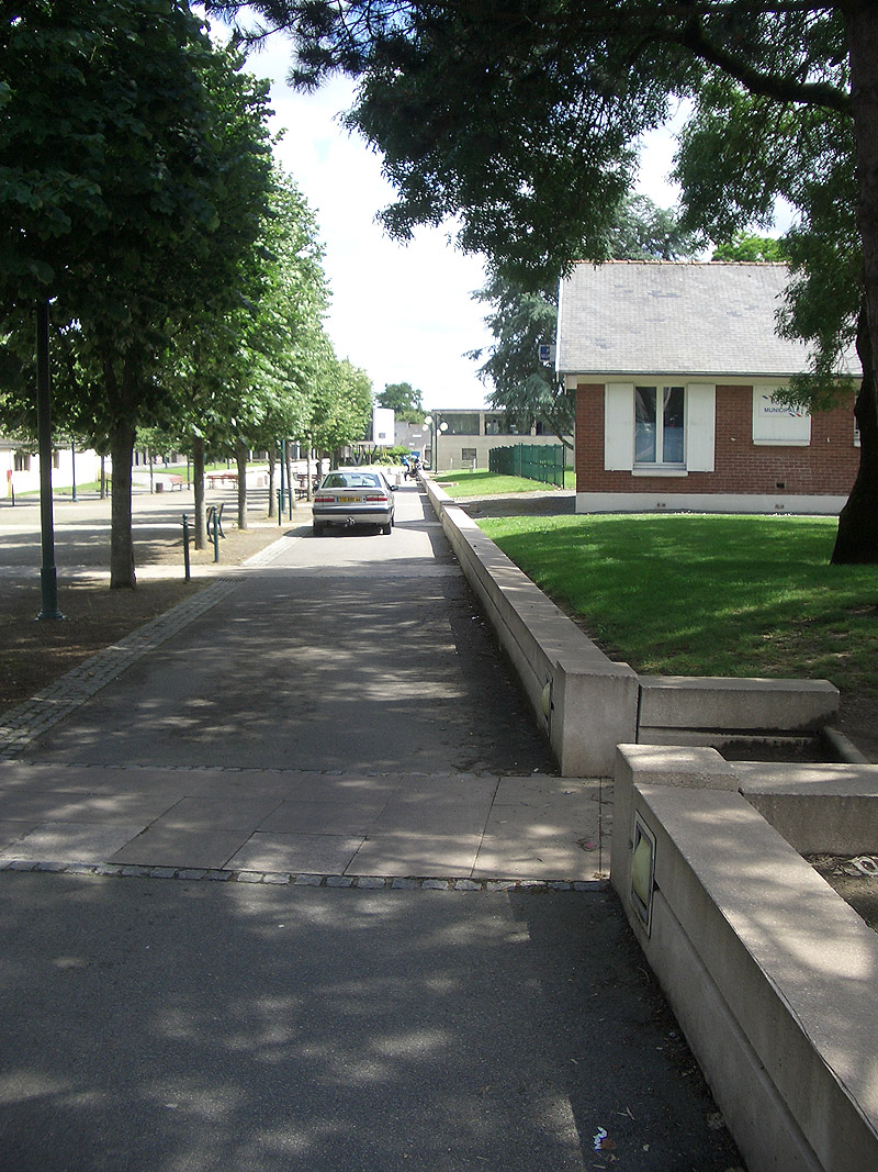 Médiathèque Sainte Luce sur Loire Skate Spot