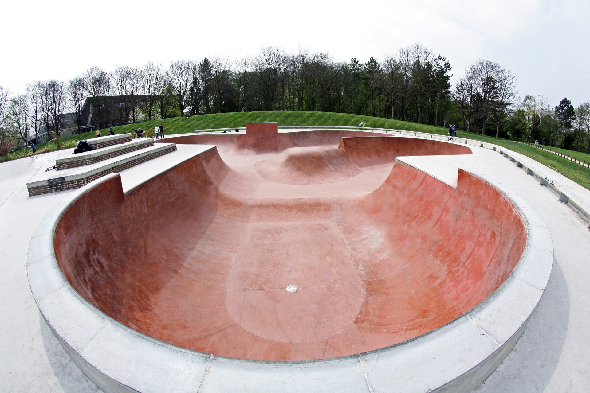 Parc Léo Lagrange Reims Skate Spot