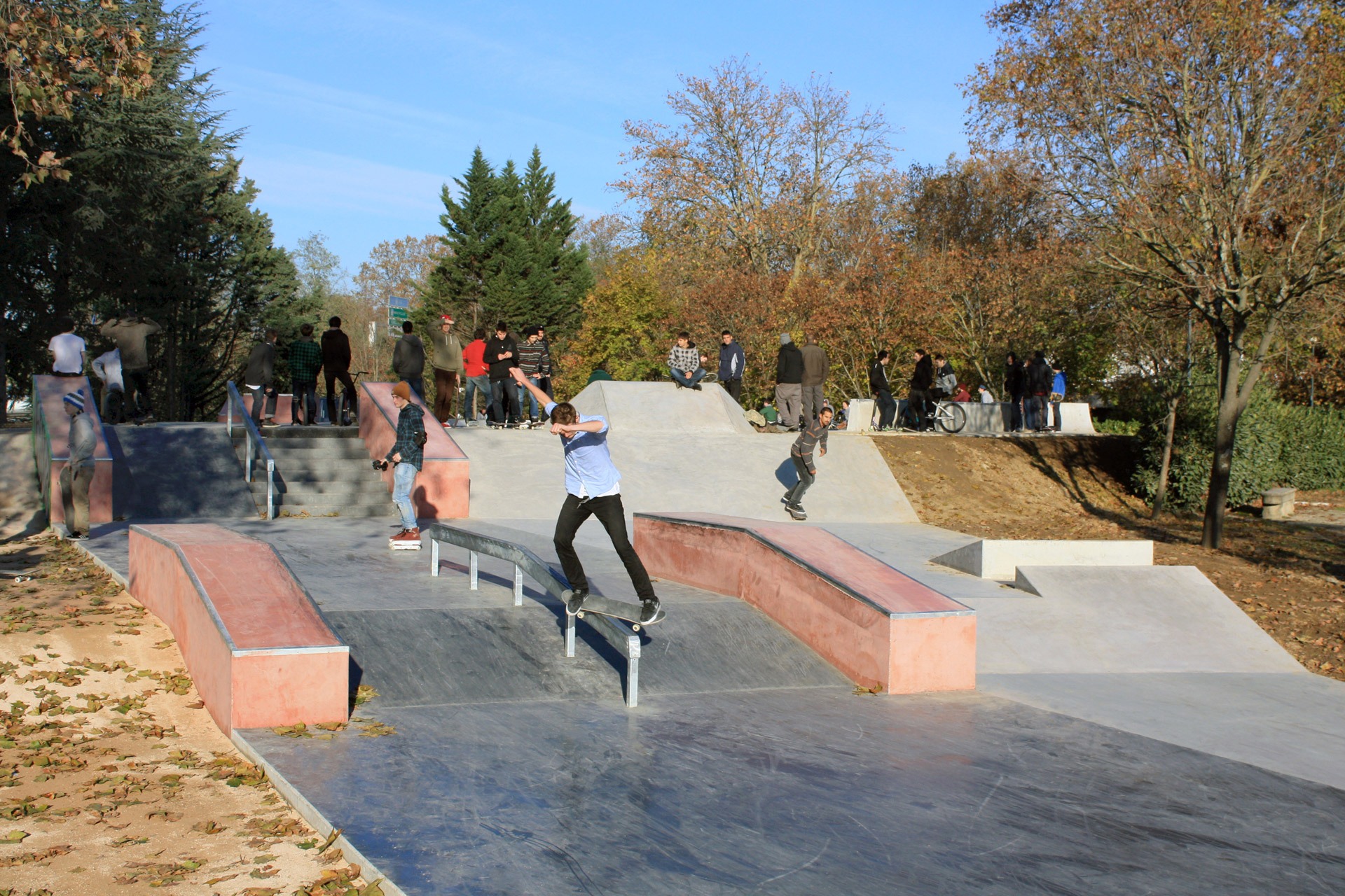 Ponts Jumeaux Toulouse Skate Spot