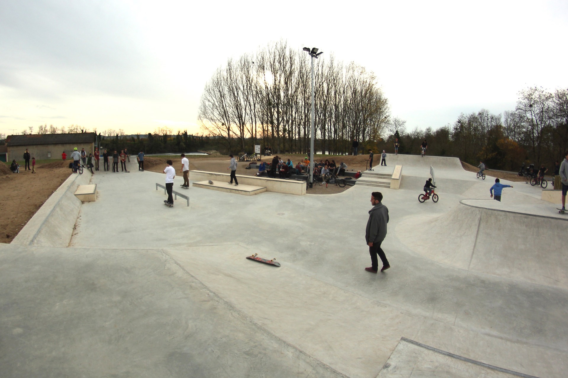 Le Barrage Bergerac Skate Spot