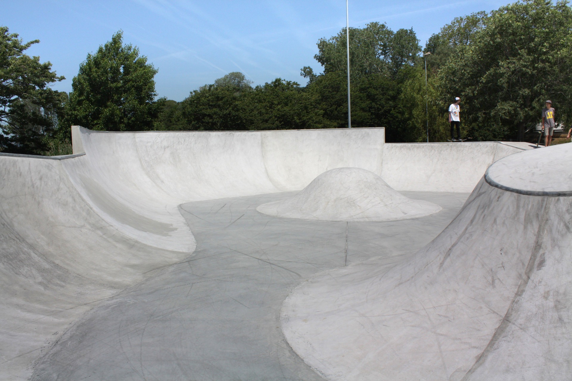 Les Trois Sources Bourg lès Valence Skate Spot