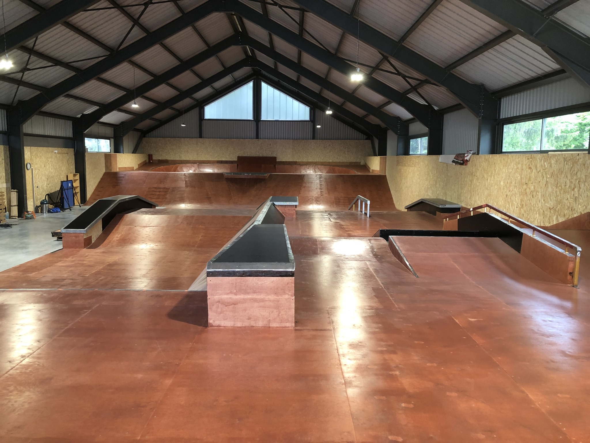 Hangar Zero Briançon Skate Spot